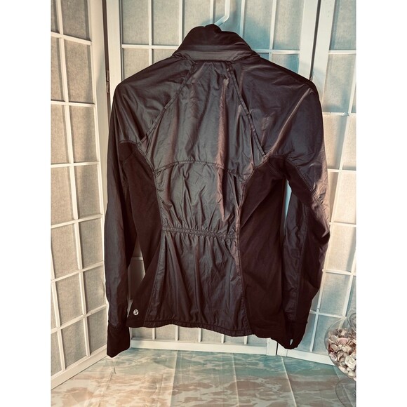 Lululemon Rush Hour Jacket - Picture 2 of 12